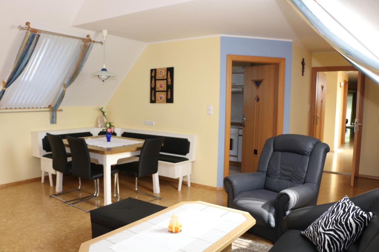 Ferienwohnung Moni Geiseldorf Экстерьер фото